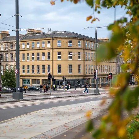 Edinburgh Central Accommodation-3